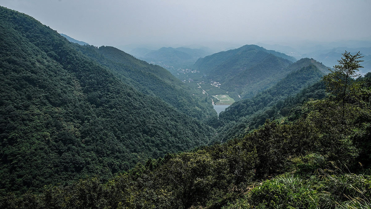 淮北民宿---極簡(jiǎn)風(fēng)格民宿客房設(shè)計(jì)