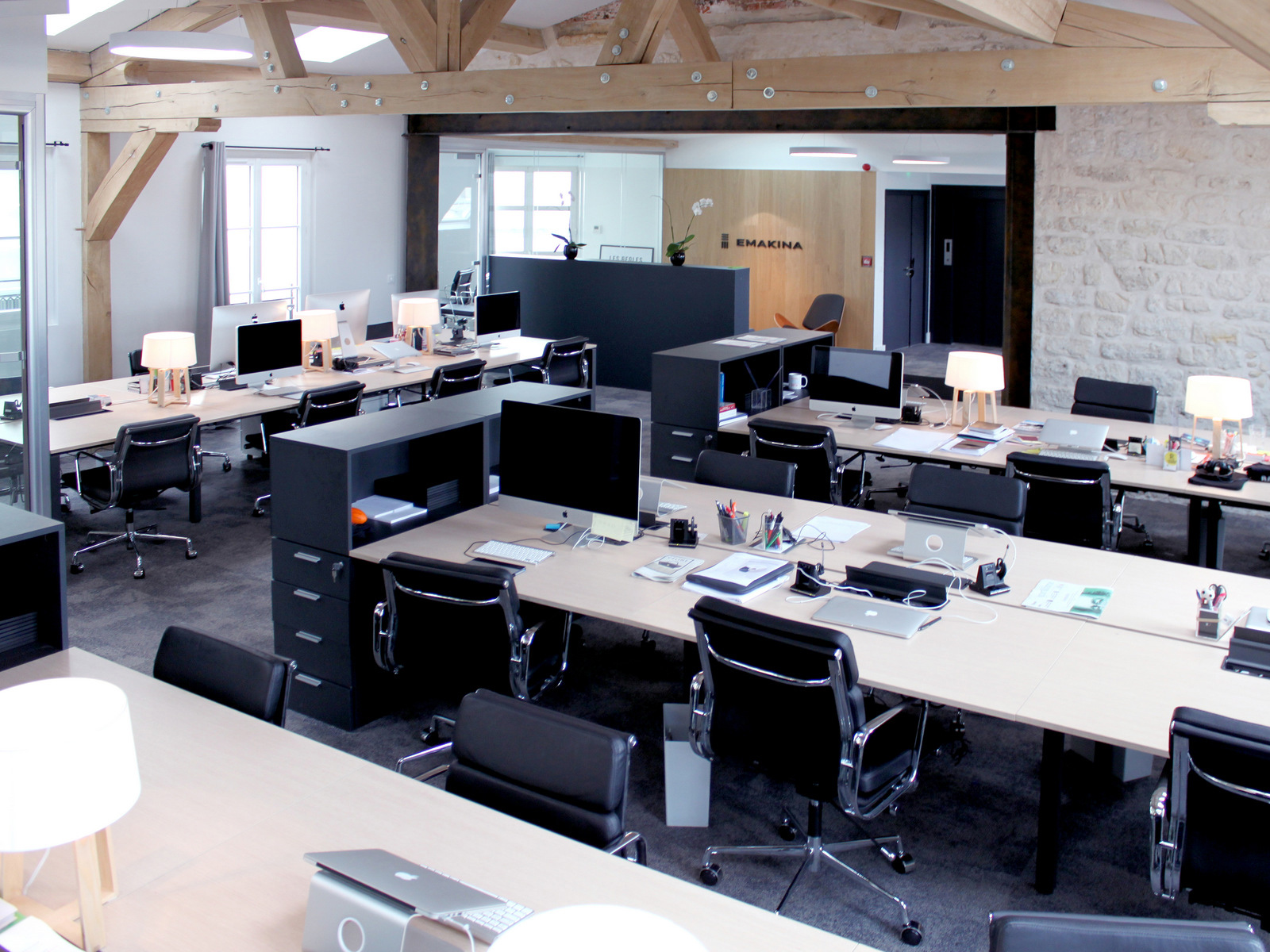 &ldquo;簡(jiǎn)潔&rdquo;400㎡辦公室裝修設(shè)計(jì)項(xiàng)目