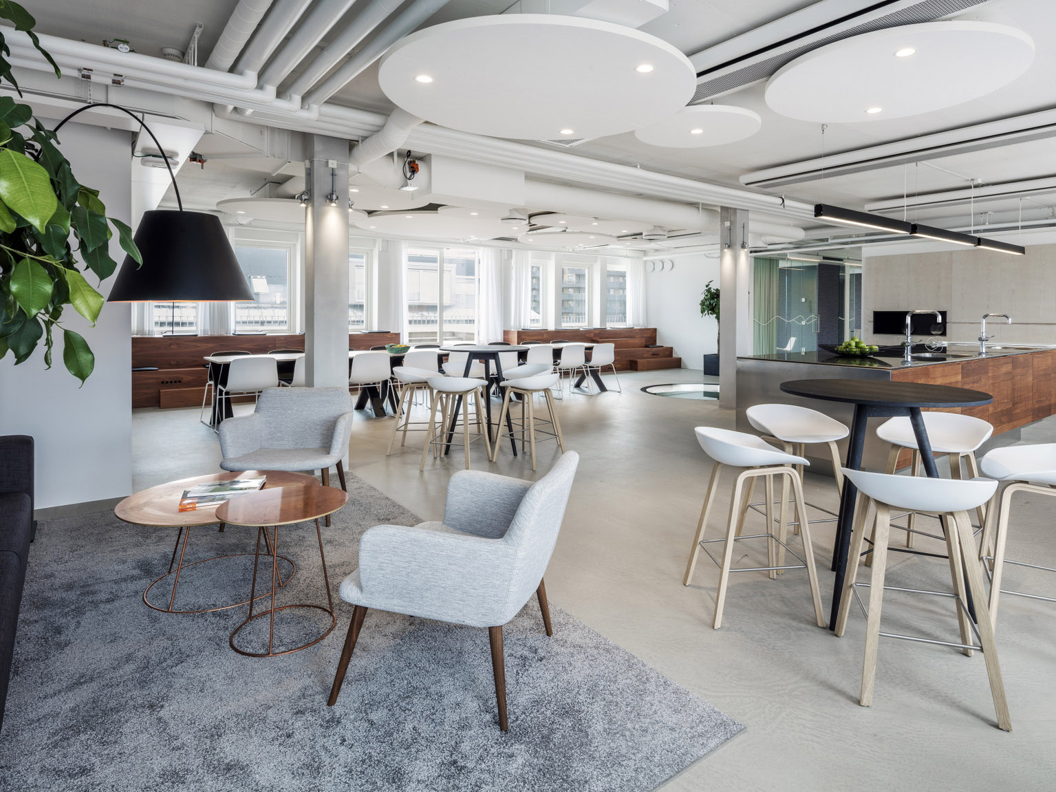 1800㎡現(xiàn)代簡(jiǎn)約辦公室裝修設(shè)計(jì)項(xiàng)目